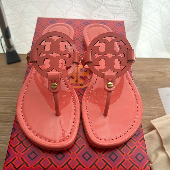 New Tory Burch Women Miller Patent Leather Sandals Coral Crush , Size # Various - Picture 3 of 8